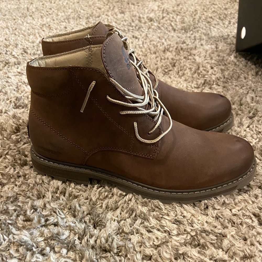 BRAND NEW Sorel Men’s Boots 🥾